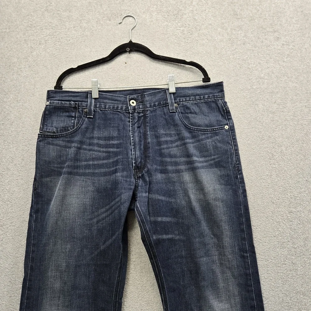 Levis *please carefully